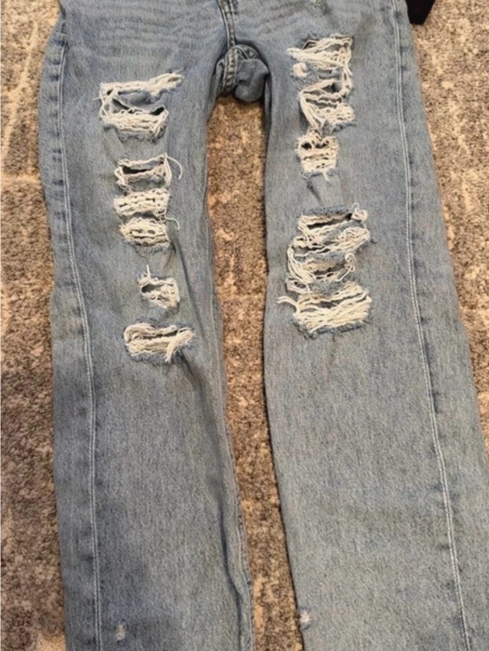 Light Blue Distressed Women’s Jeans - Classic Ripped Denim